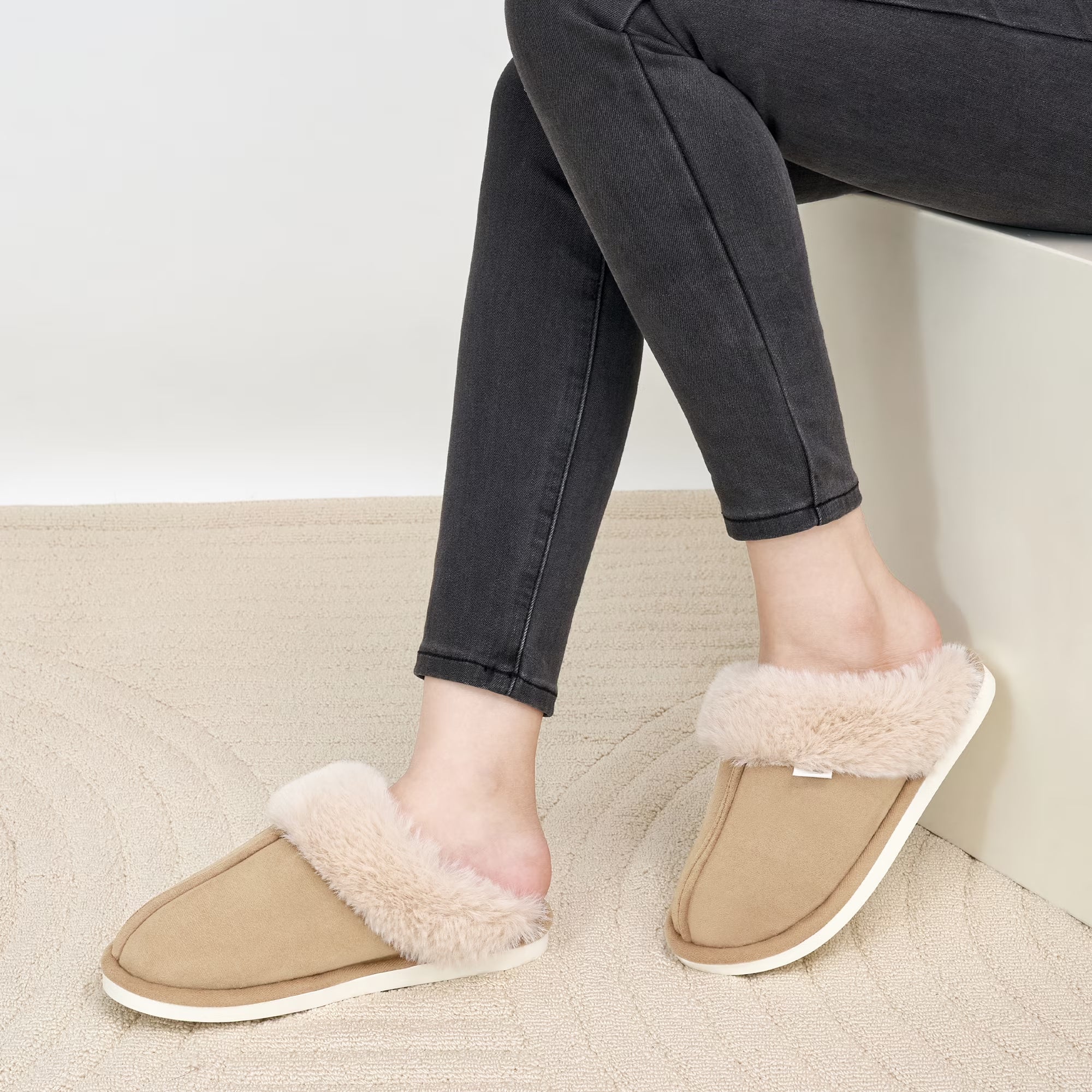 Womens Slipper with Memory Foam Fluffy Soft Warm Slip on House Shoes