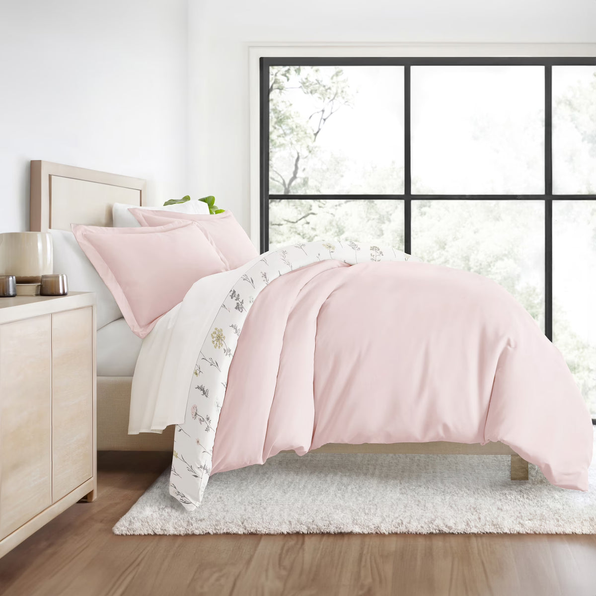 Duvet Cover Set - Ultra Soft & Breathable - Pink Farmhouse Wildflower for Queen Size Bedding by