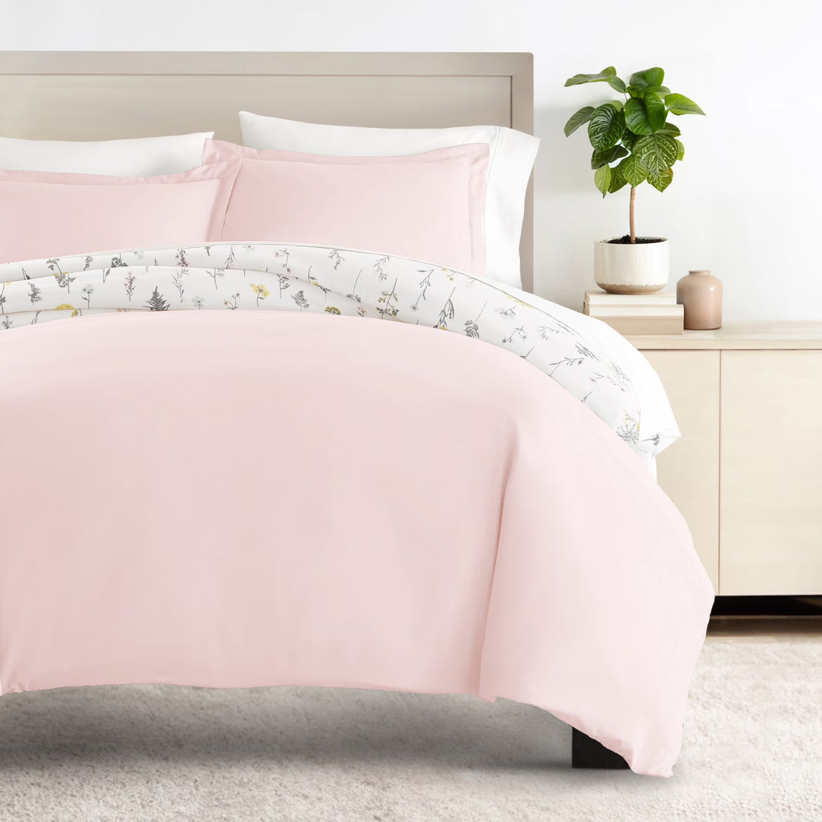 Duvet Cover Set - Ultra Soft & Breathable - Pink Farmhouse Wildflower for Queen Size Bedding by